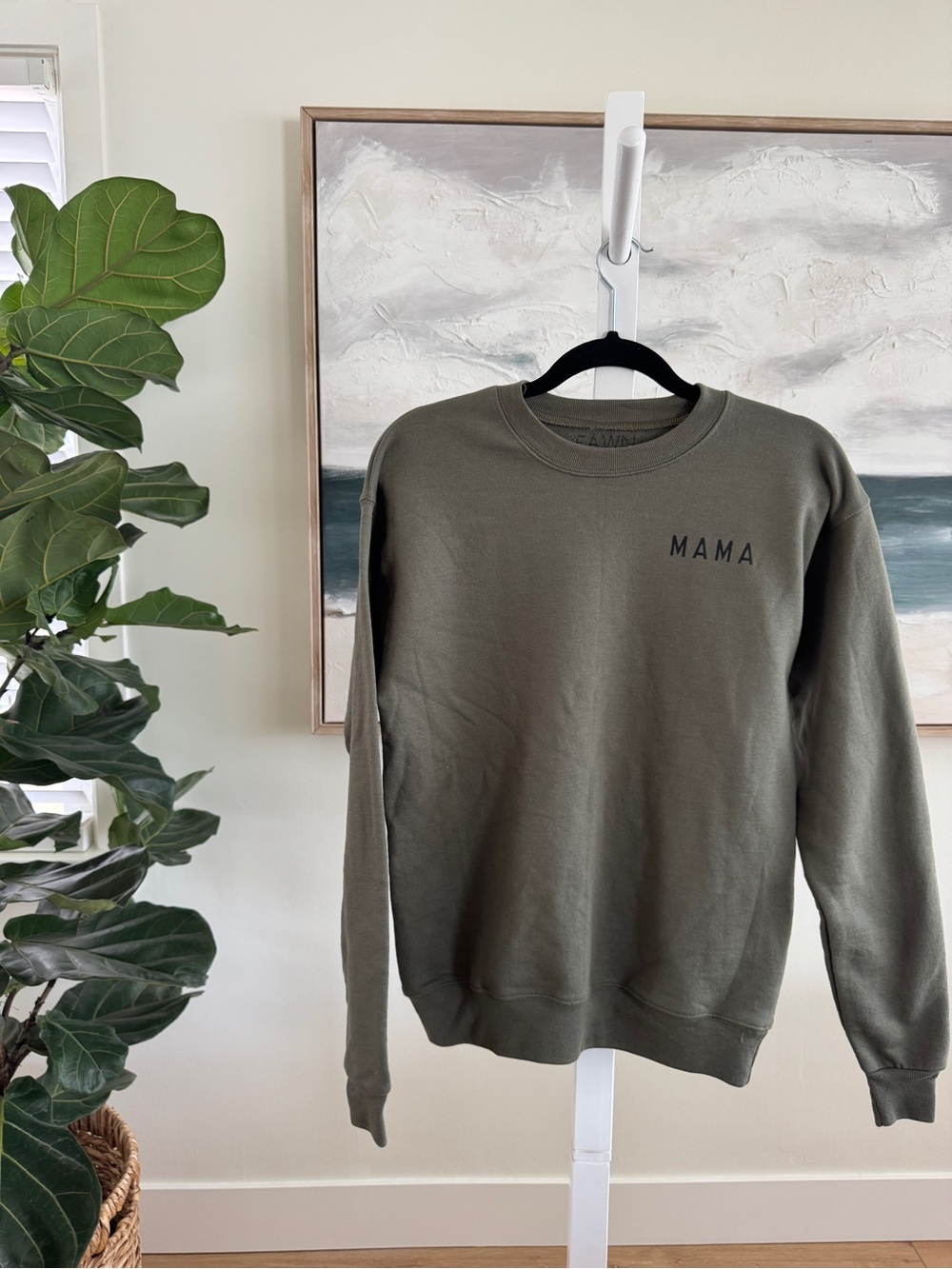 MAMA crewneck